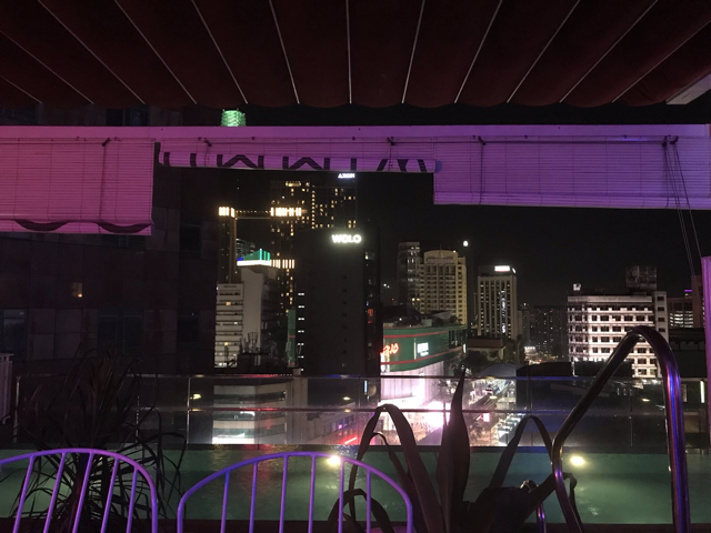 Abends von der Poolbar